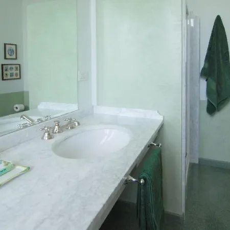 Sleeps 8 Pool Air Con Wifi 파노